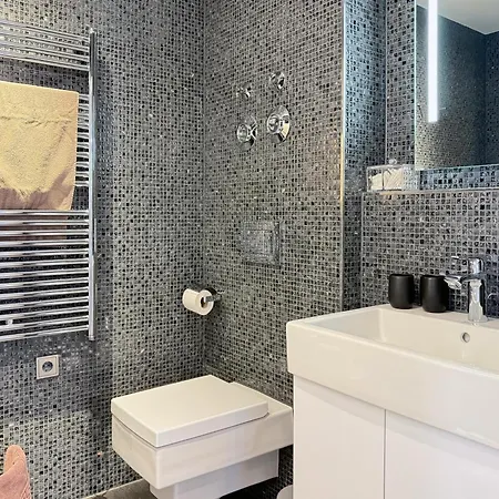 Apartman Meerle 2 *